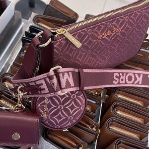MICHAEL KORS Jet Set Travel Small Logo Jacquard Crossbody With Tech Attach NWT